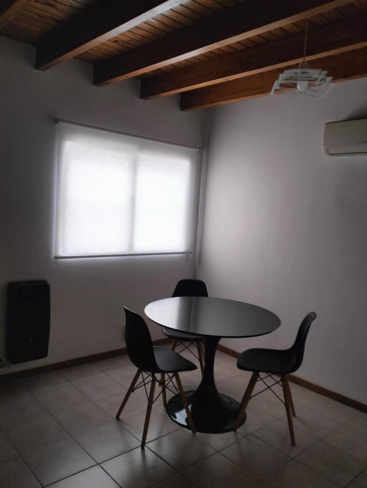 Comodo Departamento 2 Ambientes Apartment